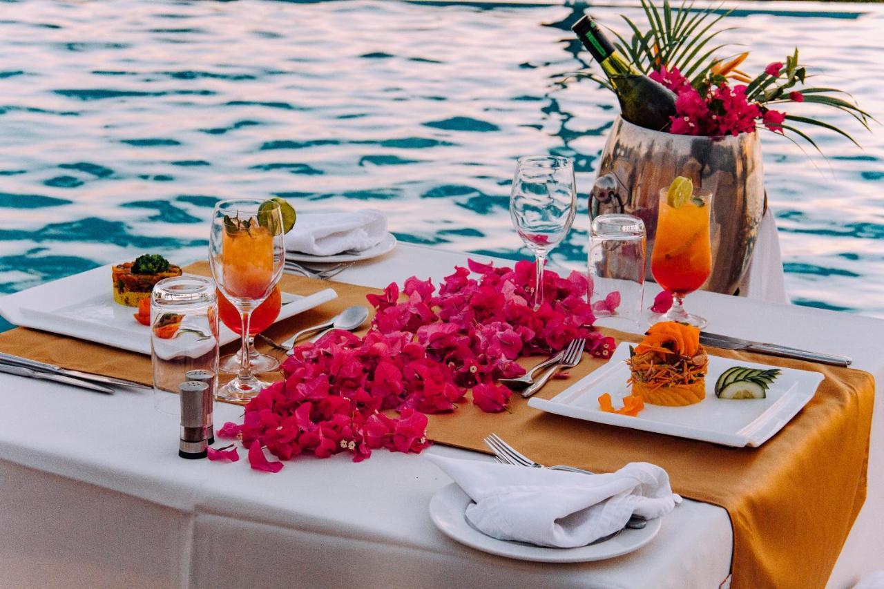 Sea Cliff Resort & Spa Занзибар Экстерьер фото