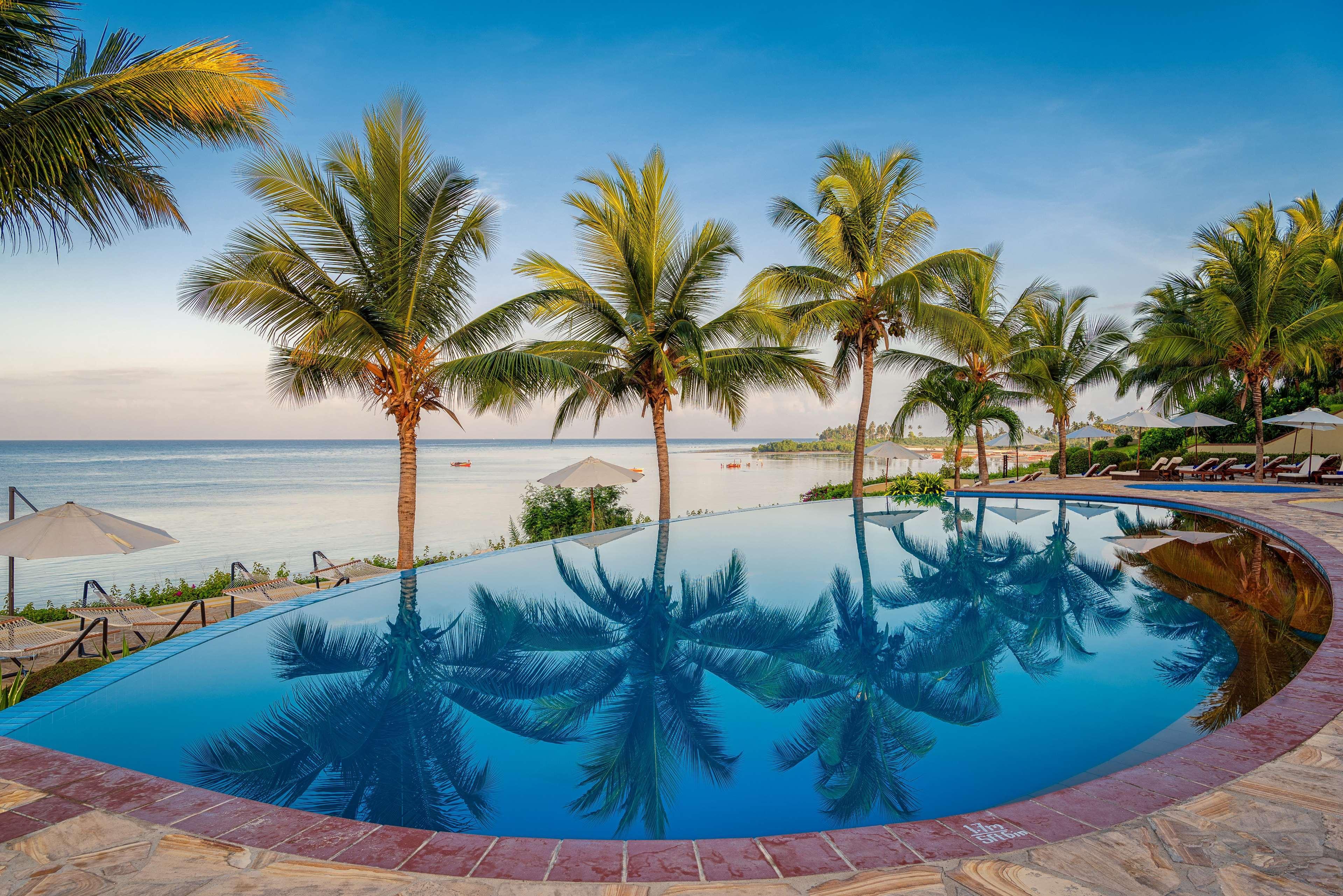 Sea Cliff Resort & Spa Занзибар Экстерьер фото
