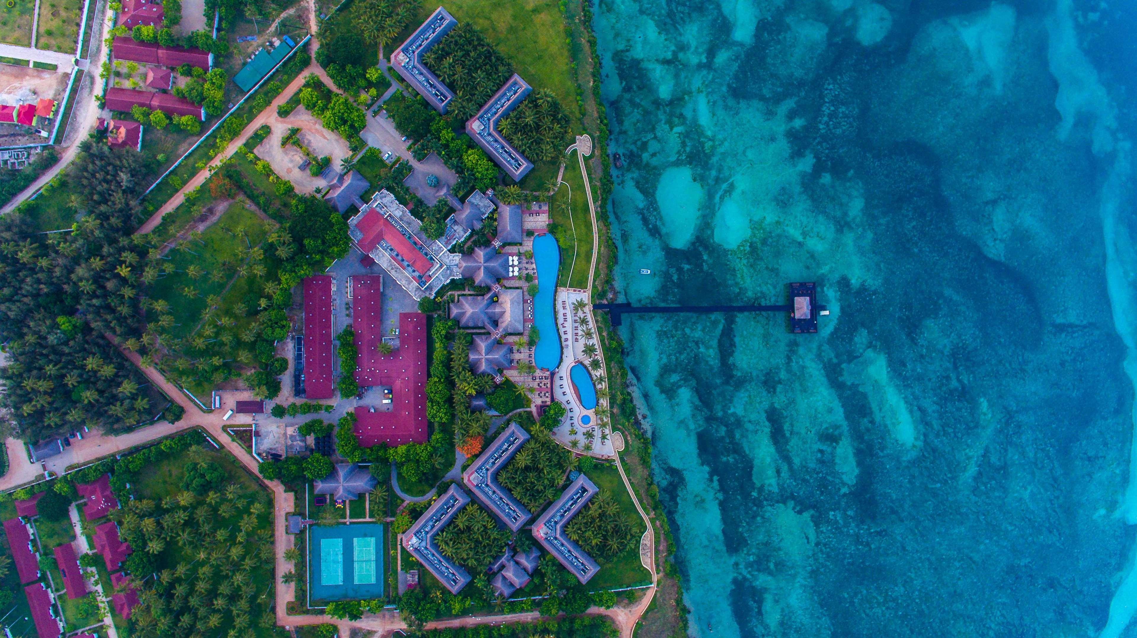 Sea Cliff Resort & Spa Занзибар Экстерьер фото
