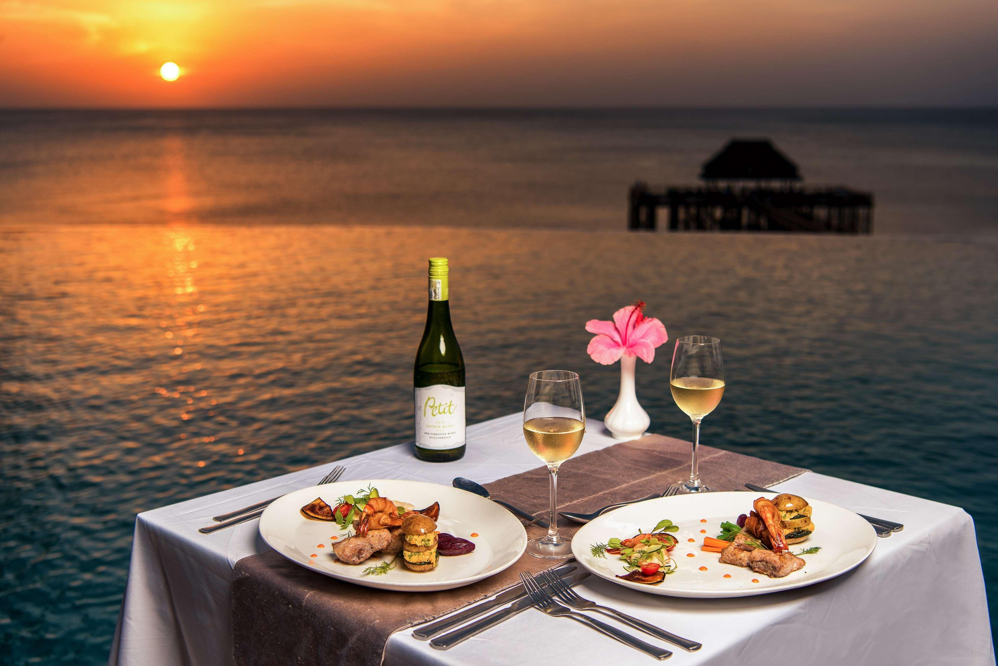Sea Cliff Resort & Spa Занзибар Экстерьер фото