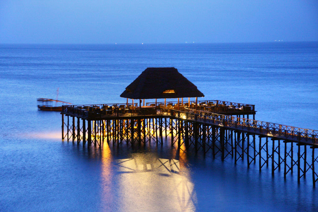 Sea Cliff Resort & Spa Занзибар Экстерьер фото